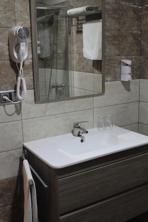 Double or Twin Room,339267937:JPEG
